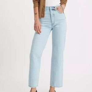 NWT-Levi’s RIBCAGE STRAIGHT ANKLE WOMEN'S JEANS